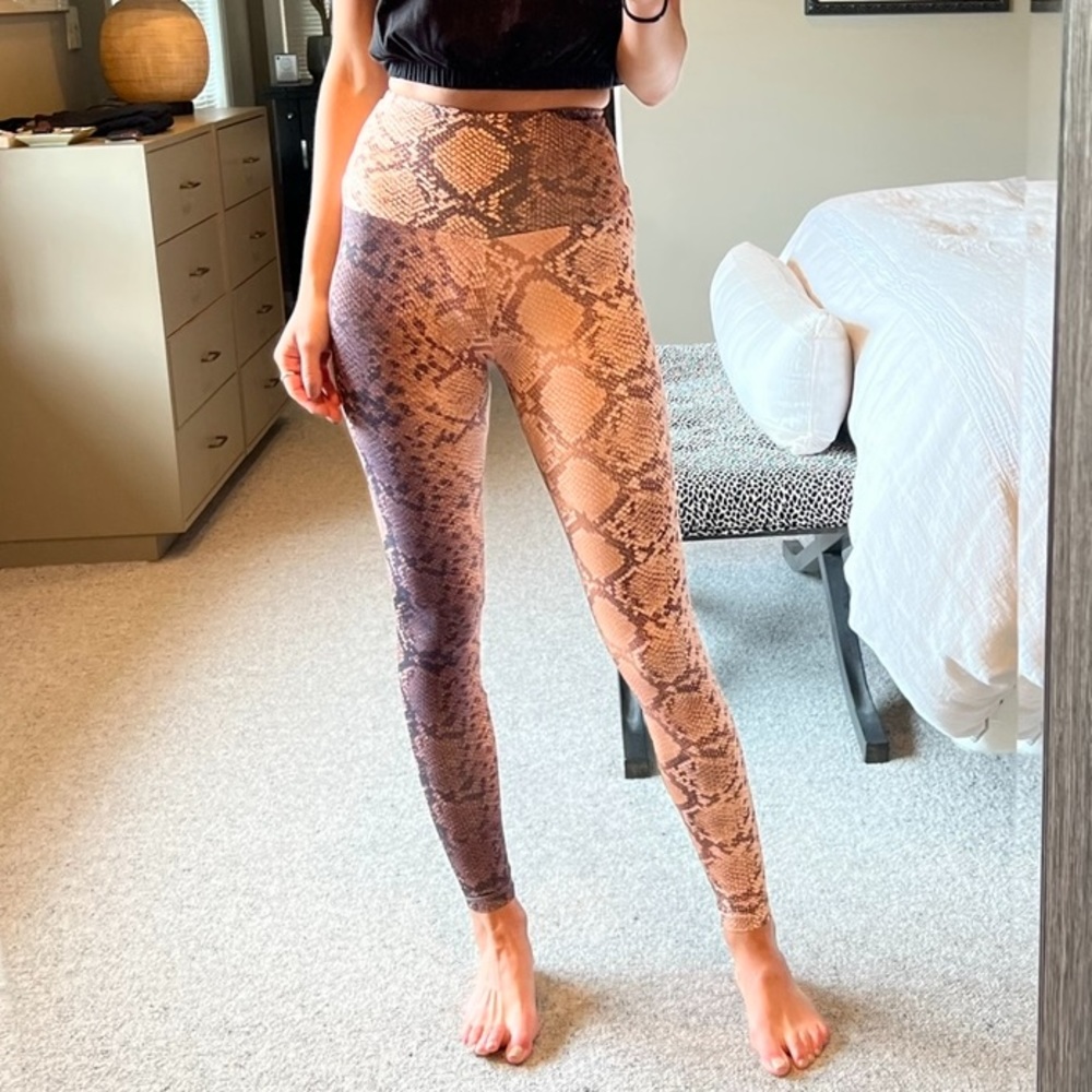 Booty By Brabants Snakeskin Leggings - One Size Fits All!